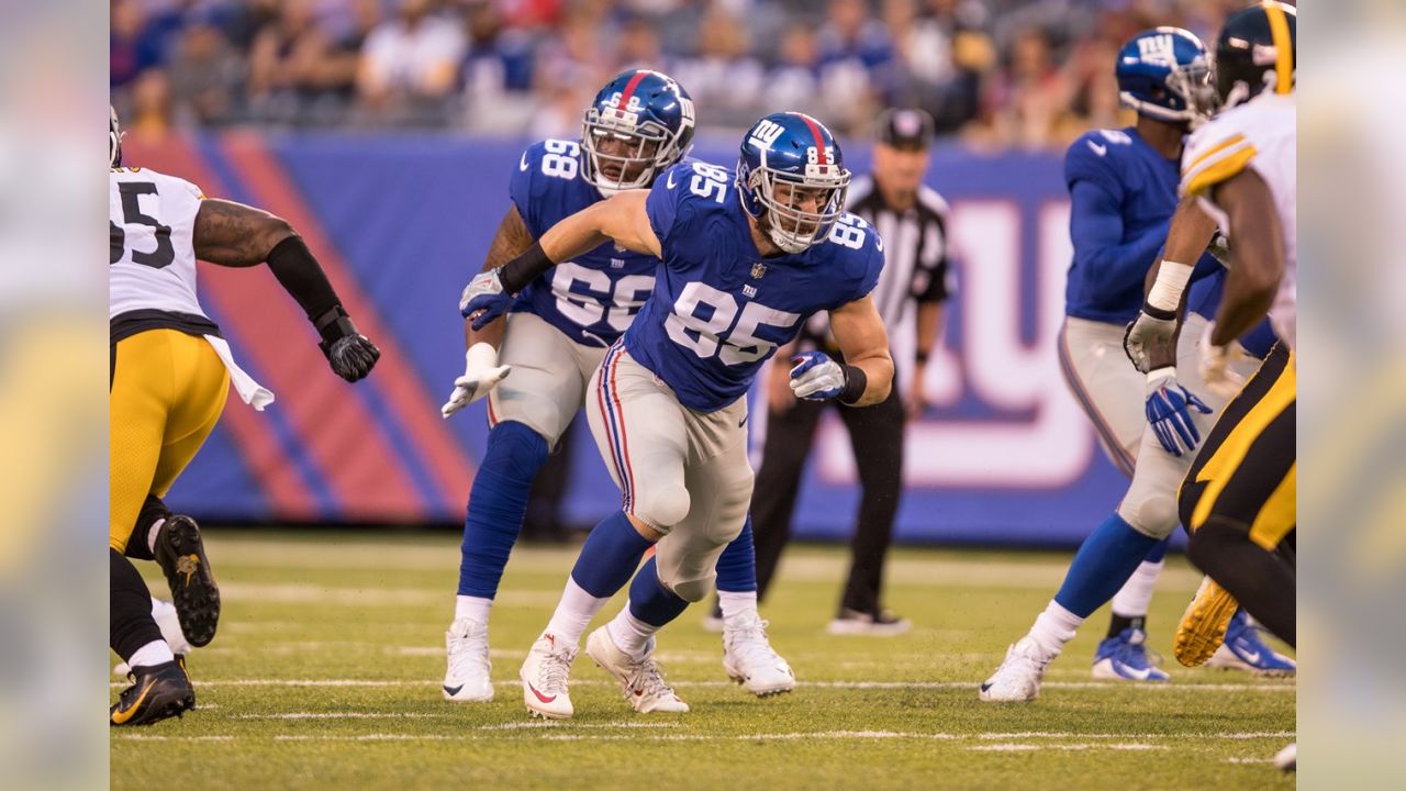 Dwayne Harris Rockets Up the Middle for a 100-Yard Kickoff Return TD!, Cowboys vs. Giants