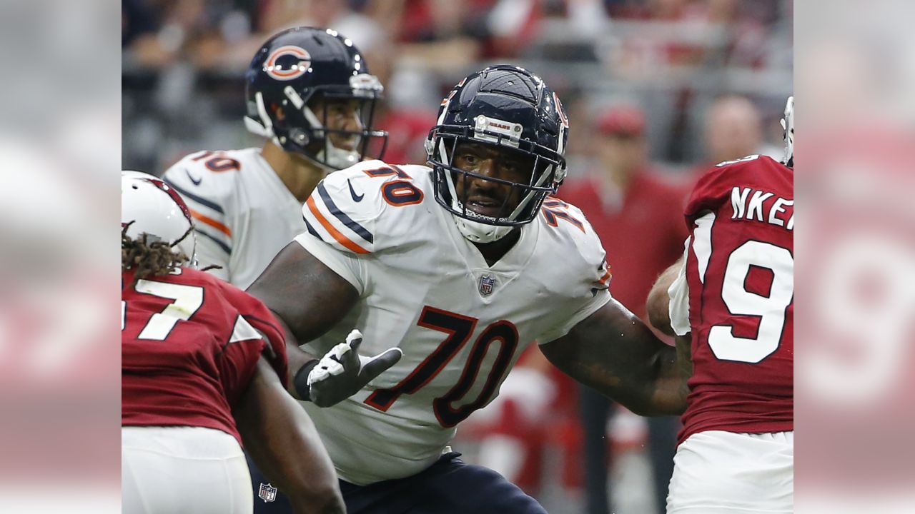 Chicago Bears offensive tackle Bobby Massie (70) blocks New York