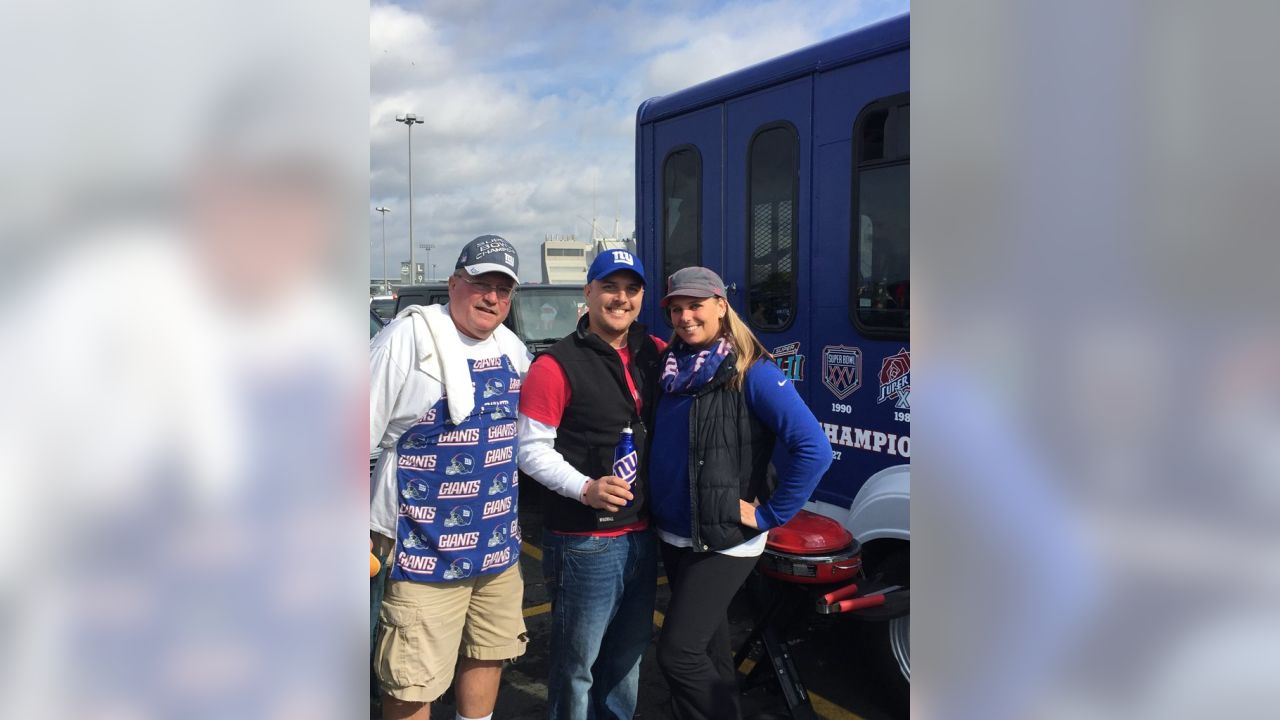 New York Giants on X: .@PartyCity tailgaters look ready for GAMEDAY! Tag  your tailgate pics w/ #GiantsParty! TAILGATE 