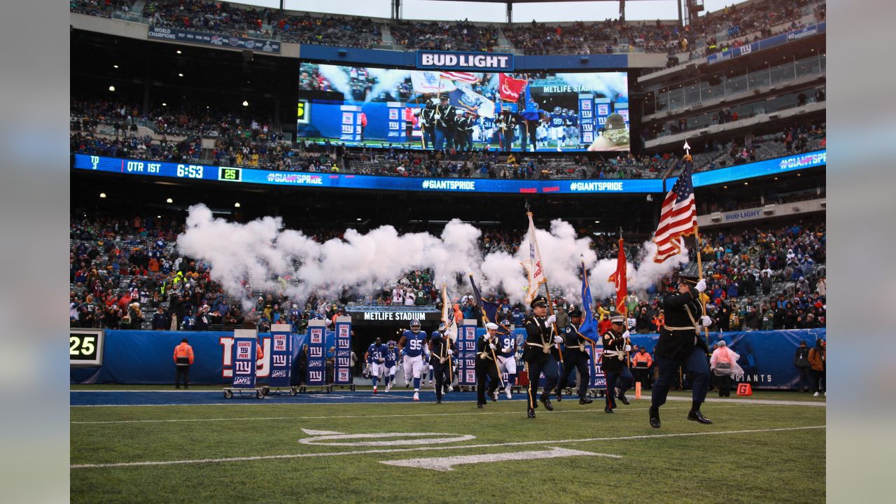 Top Photos from the First Jets vs. Giants Salute to Service Bowl