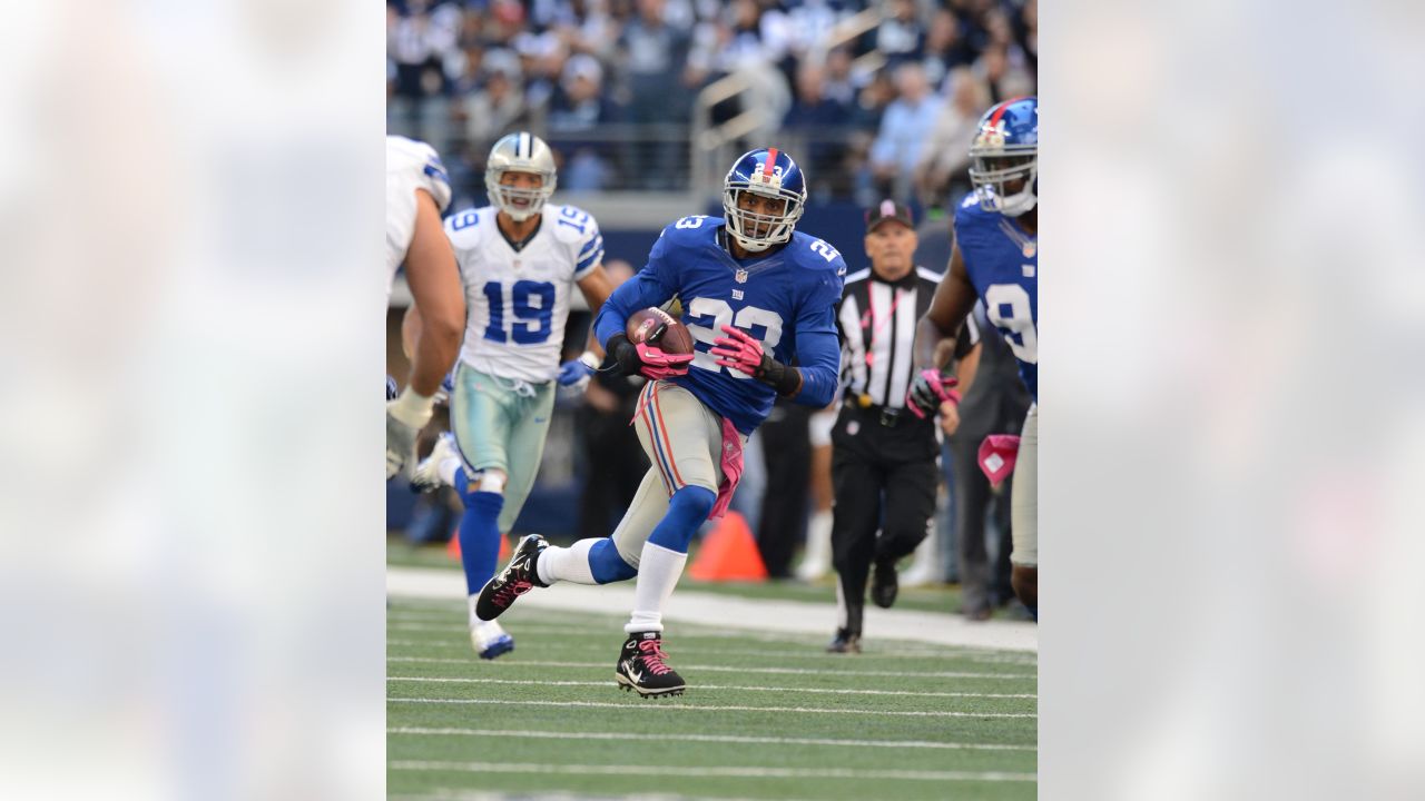 New York Giants Corey Webster makes an interception near the goal