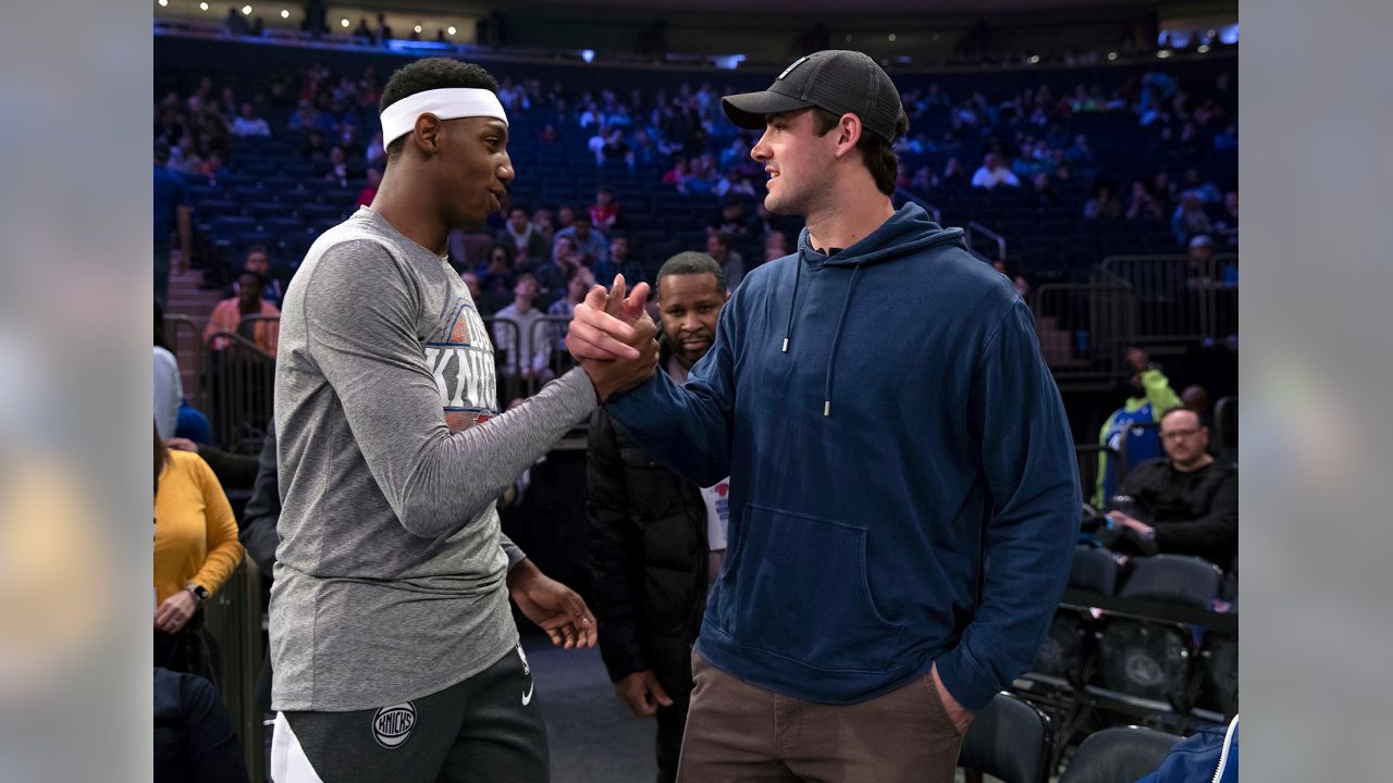 New York Giants QB Daniel Jones and Knicks G RJ Barrett swap jerseys