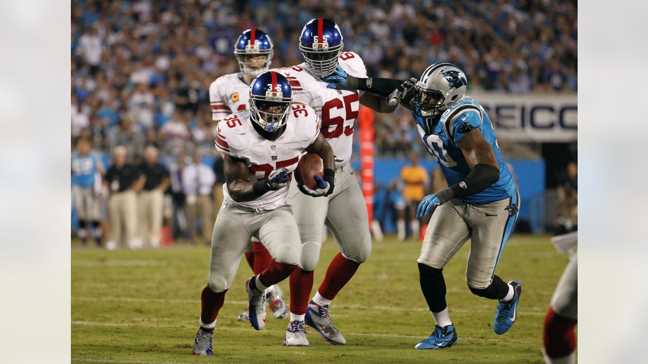 Giants vs. Panthers editorial stock image. Image of championship - 44568779