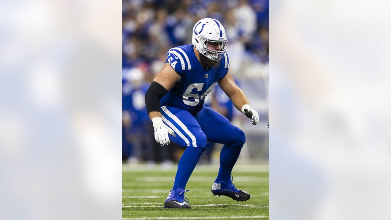 Mark Glowinski, the Colts' most anonymous, underappreciated lineman