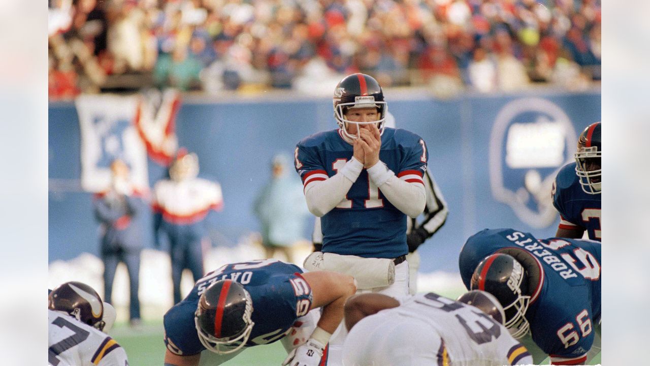 Phil Simms NY Giants editorial image. Image of football - 21383160