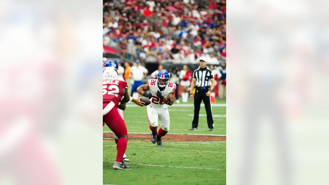 New York Giants linebacker Kayvon Thibodeaux (5) watches replay against the  Arizona Cardinals during the first half of an NFL football game, Sunday,  Sept. 17, 2023, in Glendale, Ariz. (AP Photo/Rick Scuteri