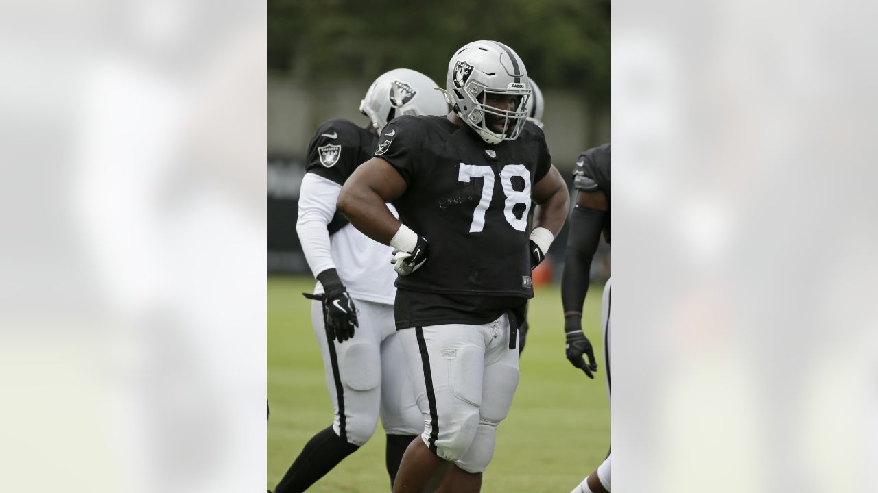 Raiders defensive tackle Justin Ellis returns to practice