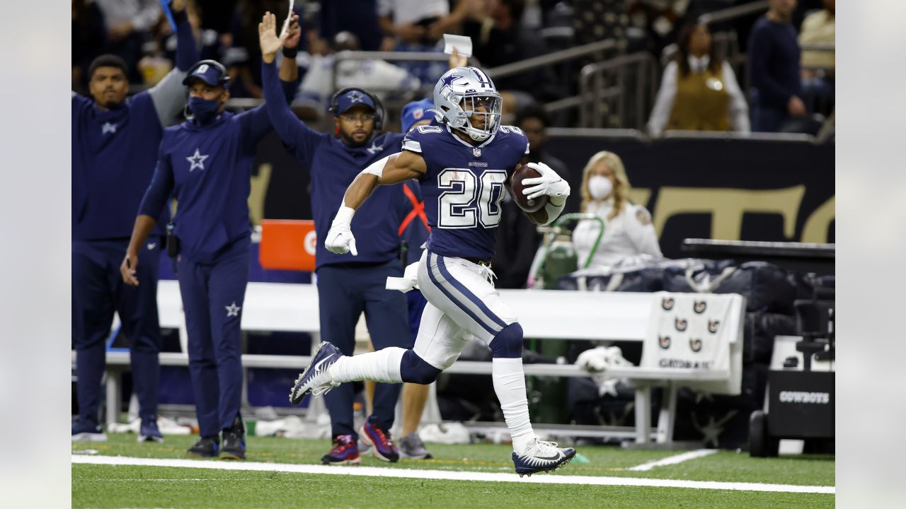 Cowboys-Broncos notebook: Ezekiel Elliott battles through injury; Terence  Steele struggles at LT