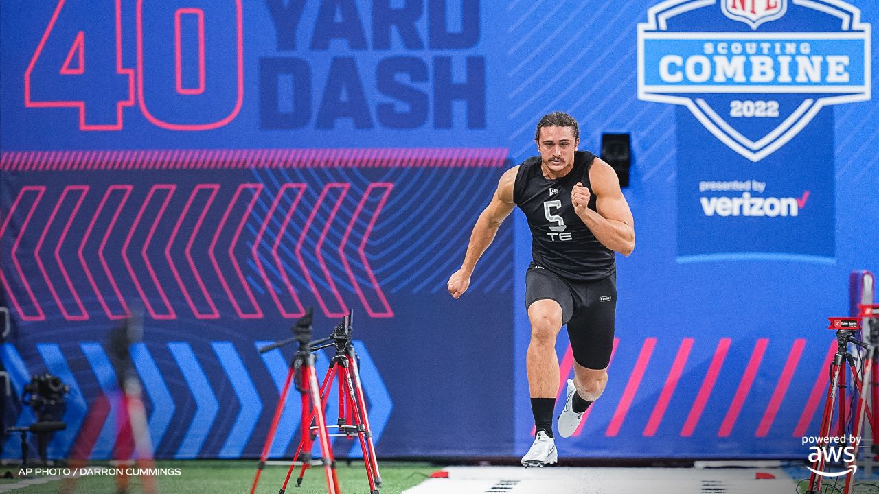 Tight end Cole Turner runs 40-yard dash at 2022 combine