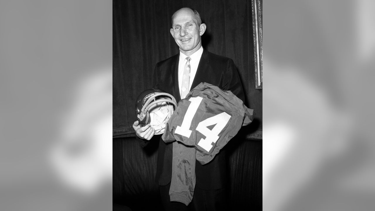 Late Y.A. Tittle brought grit, glory to Giants