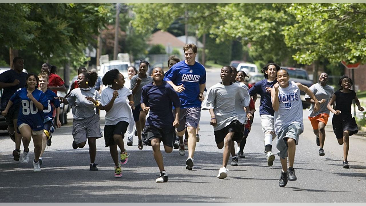 Eli Manning, up for Walter Payton Man of the Year award, makes lasting  legacy with charity work – New York Daily News