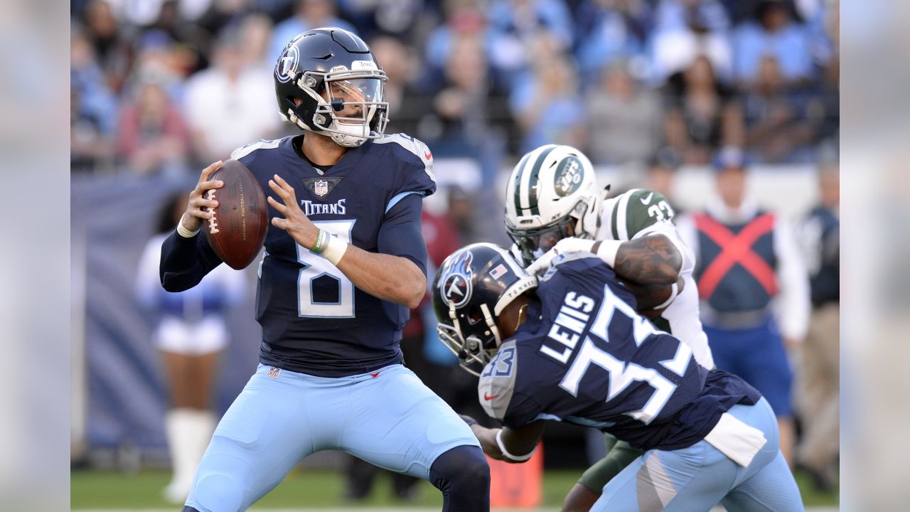 Eddie George, Warren Moon react to Titans' Oilers throwbacks