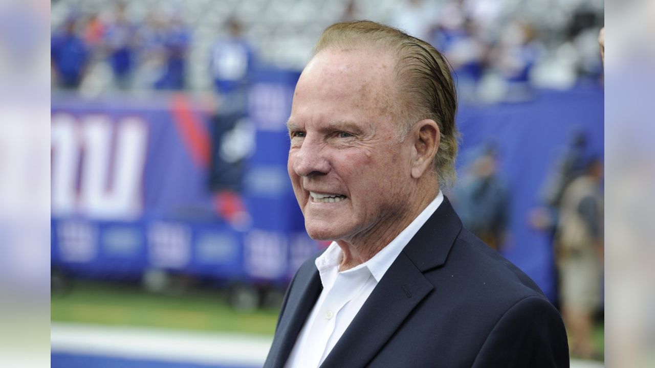 NFL - A sad day for all of football New York Giants legend Frank Gifford  has died at the age of 84. #RIPFrankGifford