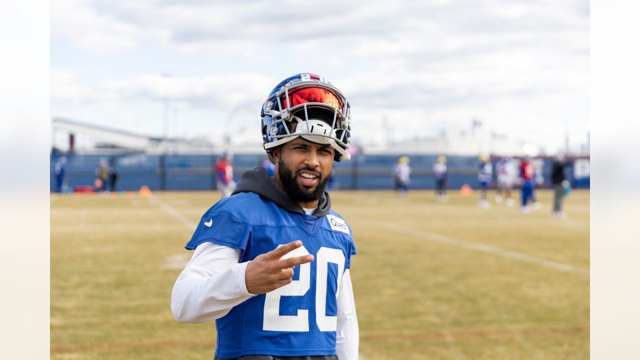 Giants elevate Zyon Gilbert, Makai Polk from practice squad