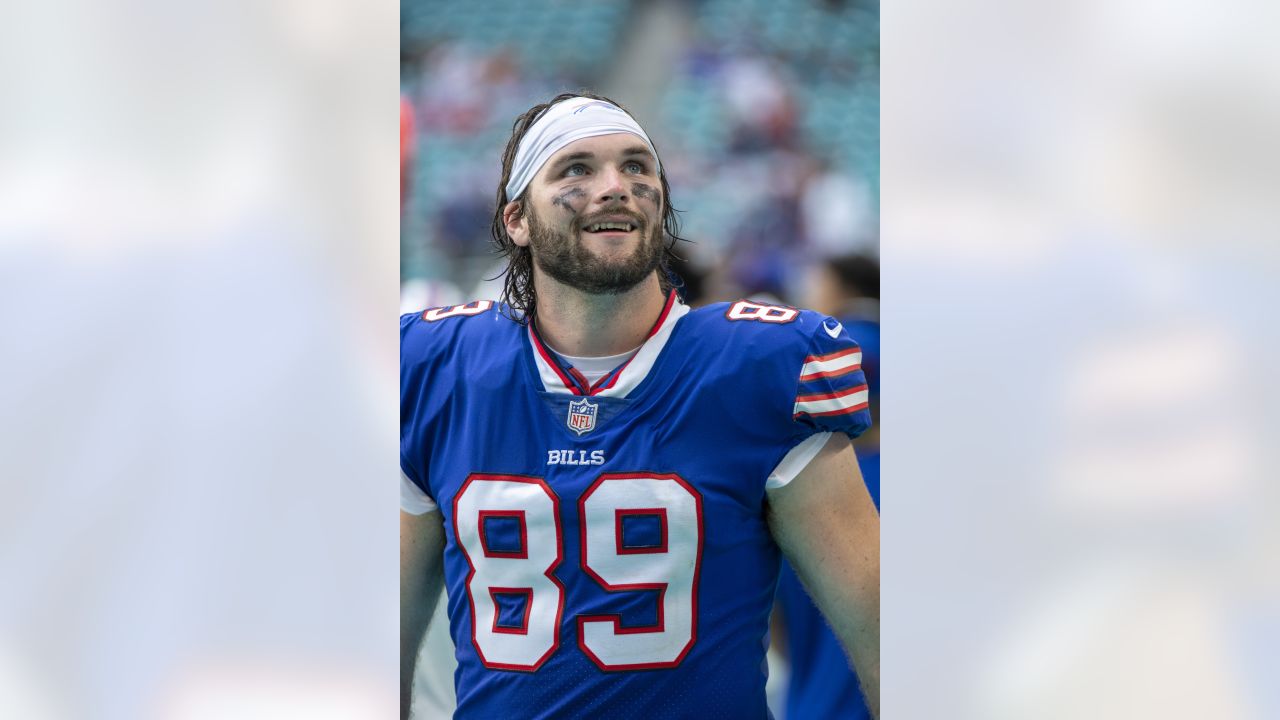 Giants add more tight end depth with Tommy Sweeney