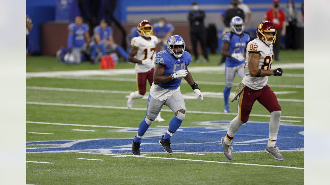 New York Giants inside linebacker Reggie Ragland (55) runs on the field  during the first half of an NFL football game against the Chicago Bears,  Sunday, Jan. 2, 2022, in Chicago. (AP