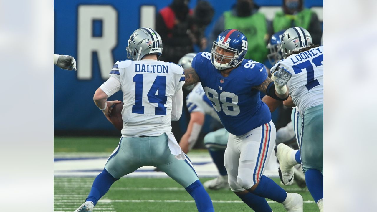 New York Giants defensive tackle Austin Johnson (98) walks on the