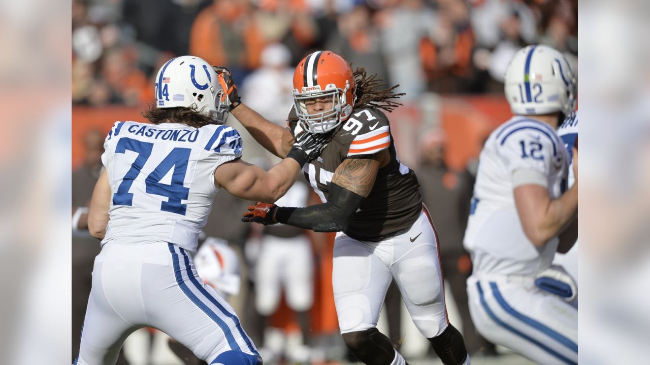 Photos: DE Jabaal Sheard