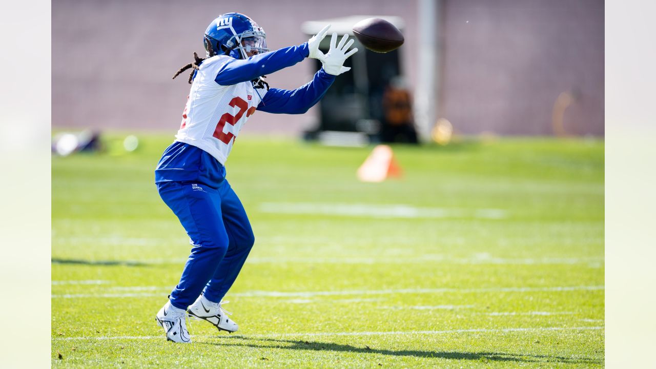 \ud83e\uddf1 Fabian Moreau is THAT GUY - making the stop just in front of the goal  line to secure the Giants victory! | Instagram