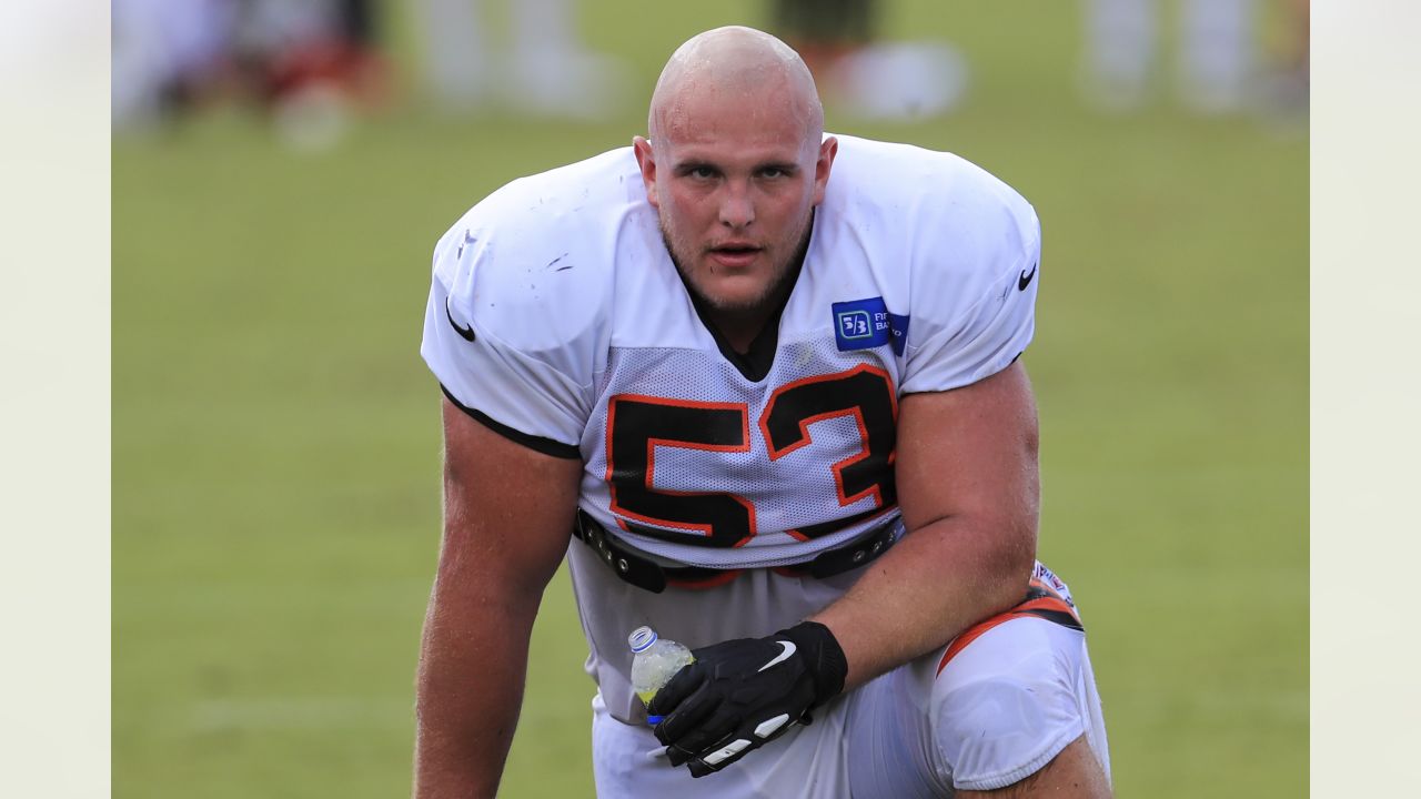 New York Giants center Billy Price (69) watches a replay after a