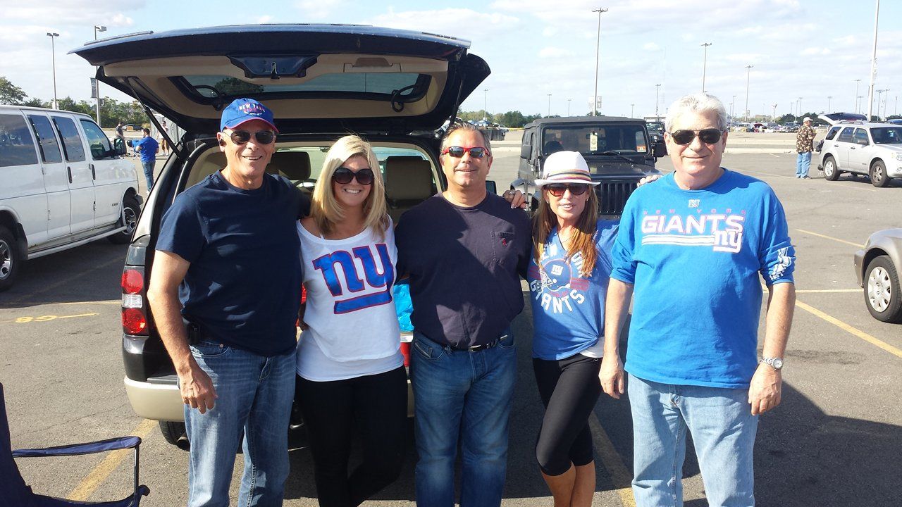 New York Giants on X: Tailgating for #WASvsNYG? Tag your @PartyCity pics  w/ #GiantsParty! TAILGATE PHOTOS:    / X