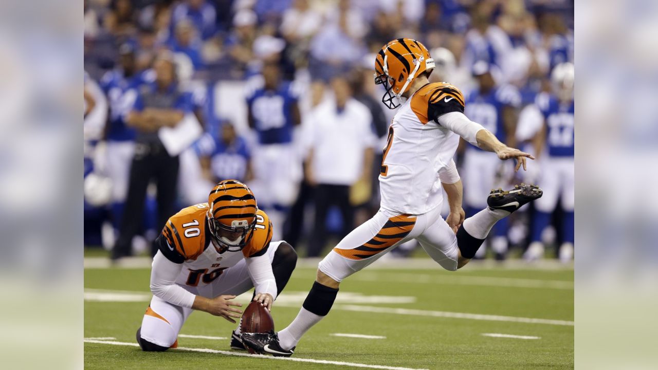 Mike Nugent Kicks A Field Goal To Give The Bengals A 10-7 Lead As The First  Half Expires - Cincy Jungle