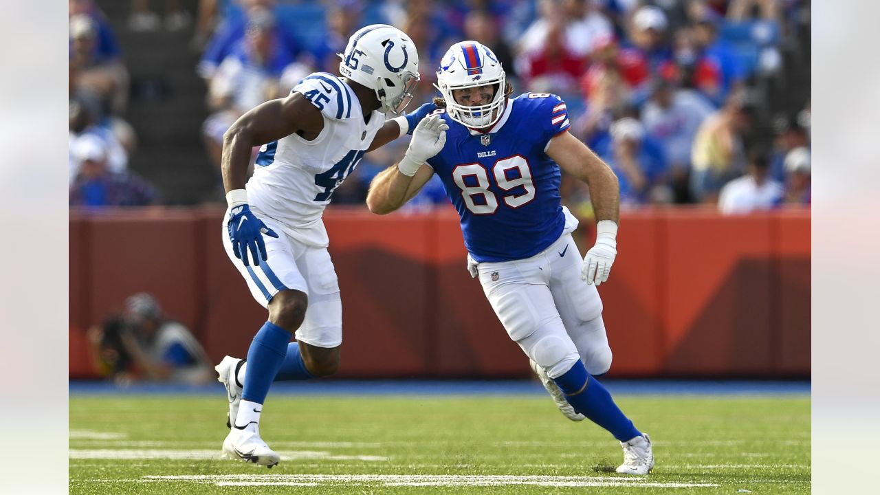 Buffalo Bills tight end Tommy Sweeney (89) at the line of scrimmage during  the first half an NFL football game against the New England Patriots,  Thursday, Dec. 1, 2022, in Foxborough, Mass. (