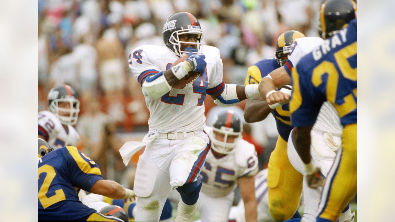 \ud83d\udcf8 Through the Years: Giants vs. Rams