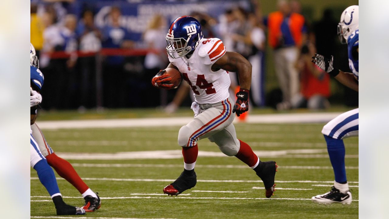 Listen to Episode 36 of 'Blue Rush': Can the Giants Win in Chicago? feat. Ahmad  Bradshaw