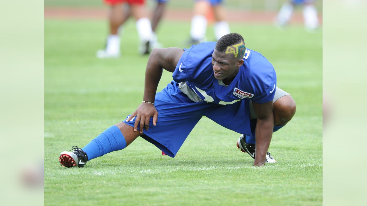 Antrel Rolle continues head-turning haircut tradition