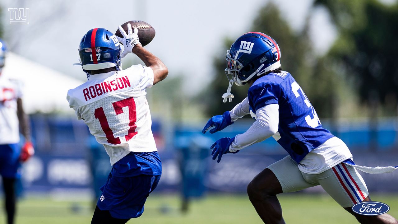 Giants rookie Cor'Dale Flott, bringing impressive work ethic