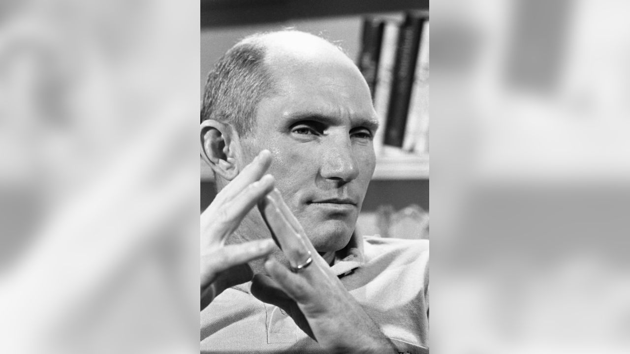 Late Y.A. Tittle brought grit, glory to Giants