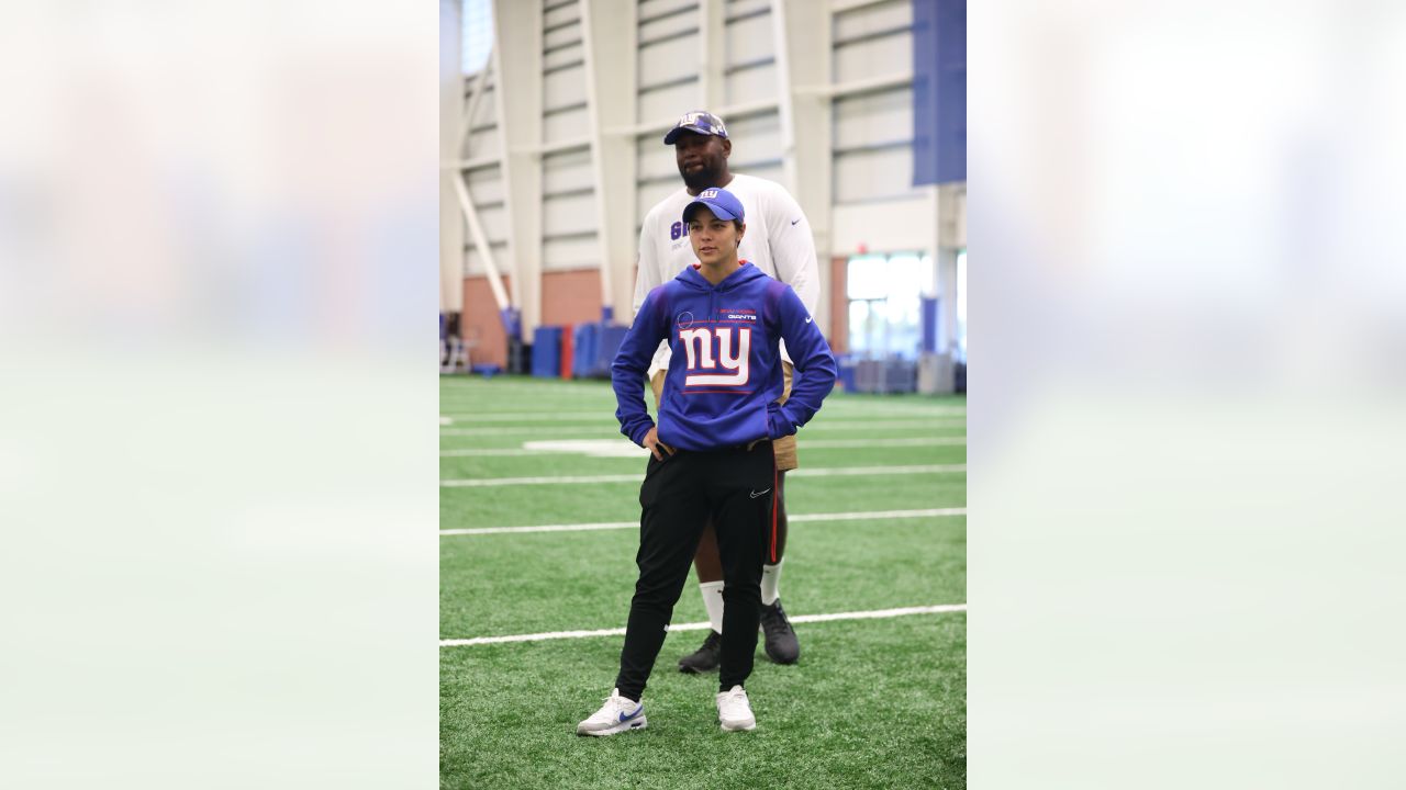 New York Giants host gay football clinic with NFL players and coaches -  Outsports