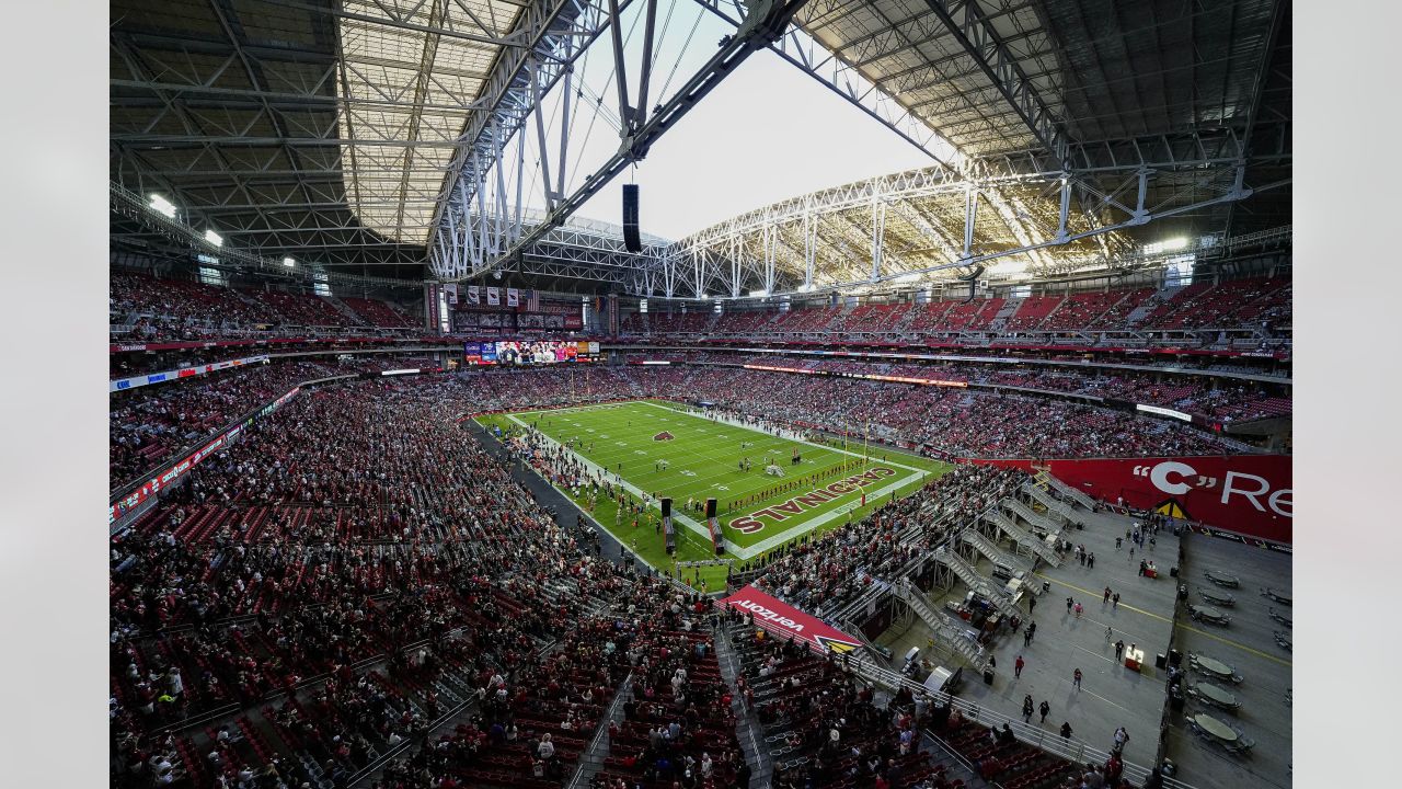 State Farm Stadium roof open for Cardinals-Buccaneers on Christmas