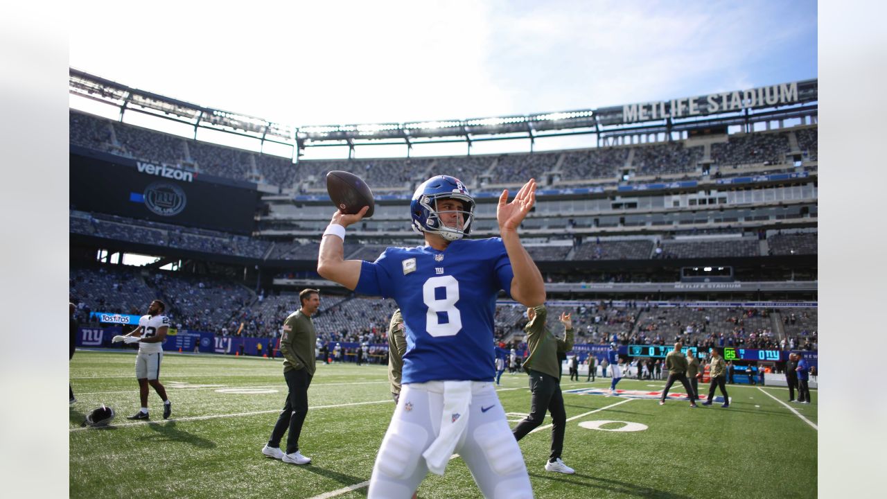 Photos: Warmups & Pregame from Week 9