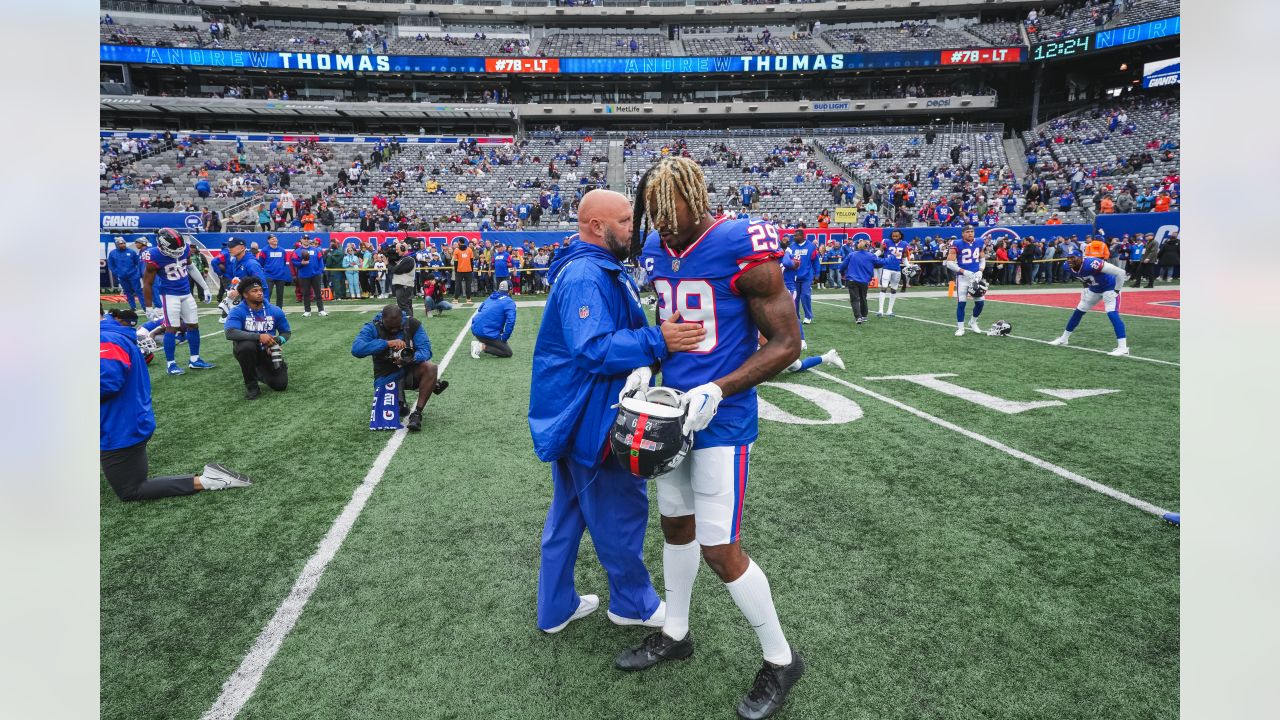 Giants fans: Stop watching this team. Especially after lifeless 29-3 loss  to Bears — and don't show up to MetLife next week either 