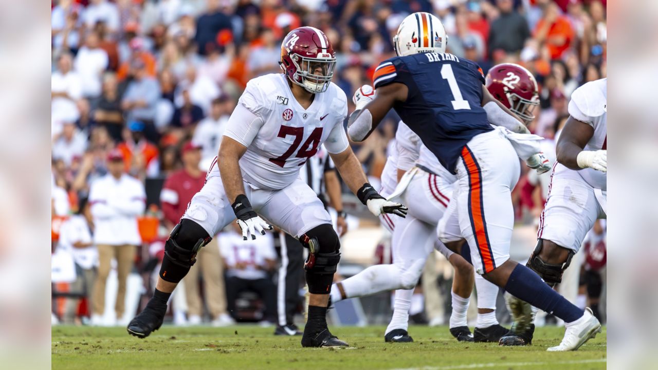 Photos: Alabama OT Jedrick Wills