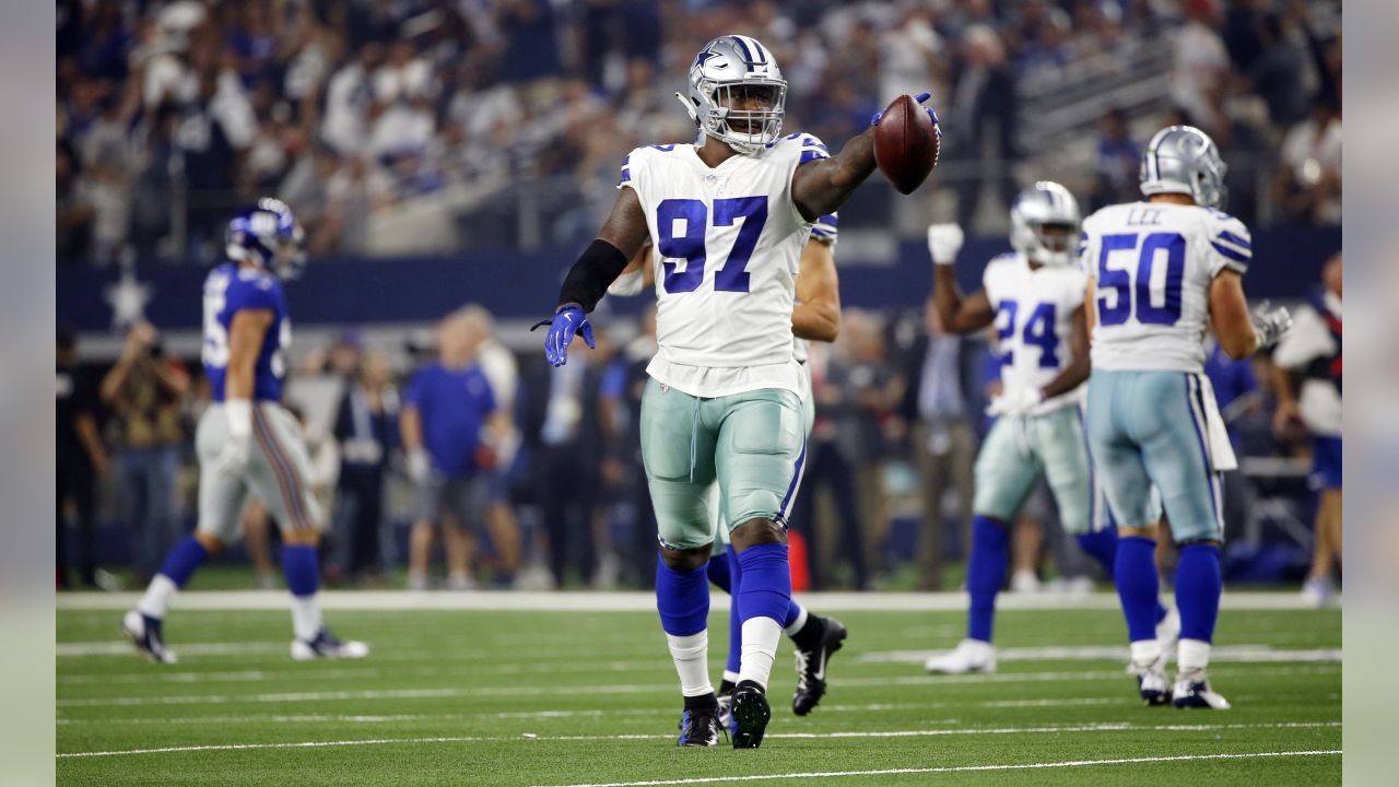 New York Giants dropped by Dallas Cowboys, 37-34: Instant analysis