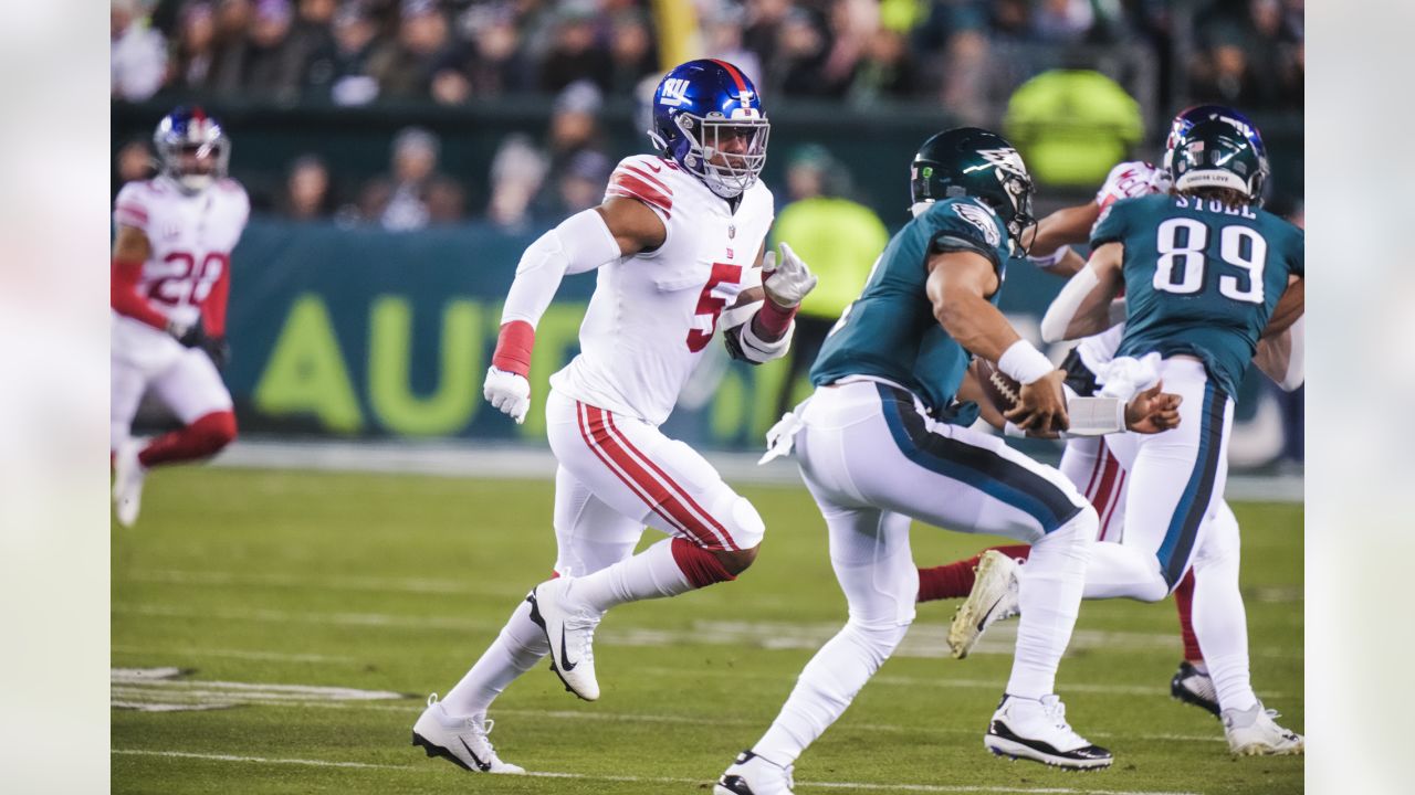 \ud83d\udcf8 Photos: Giants face Eagles in Week 18