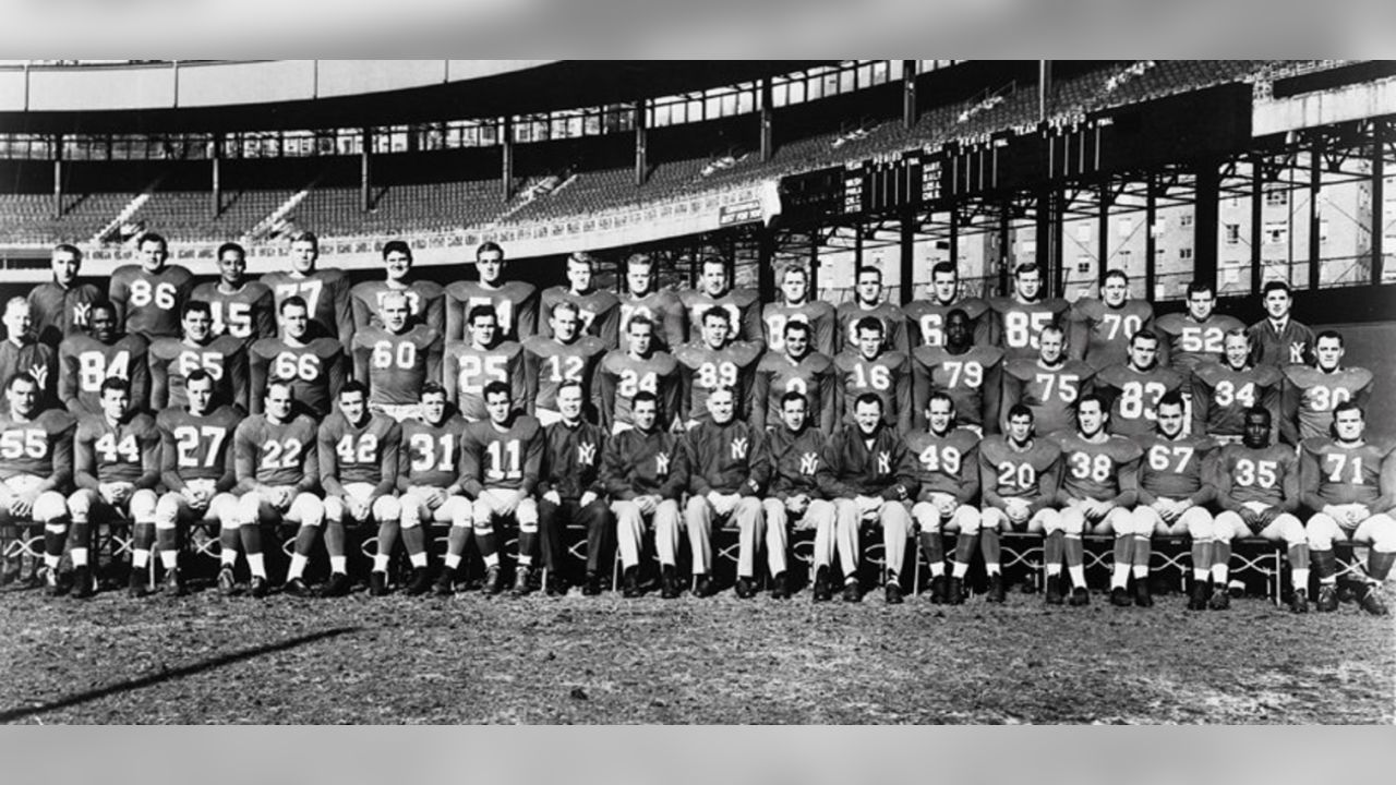 New York Giants - Every New York Giants Team Photo since 1925 when the team  was established! VIEW PHOTOS HERE:  Hit the LIKE  BUTTON and SHARE this post if you and