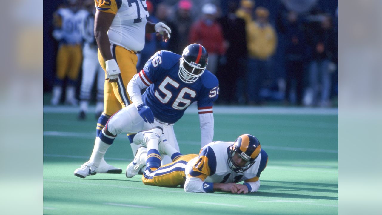 📸 56 of 56: Rare photos of Lawrence Taylor