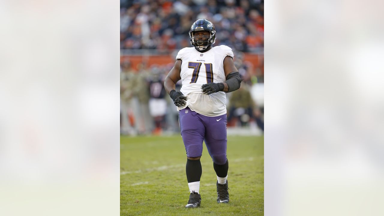 New York Giants Sign DT Justin Ellis