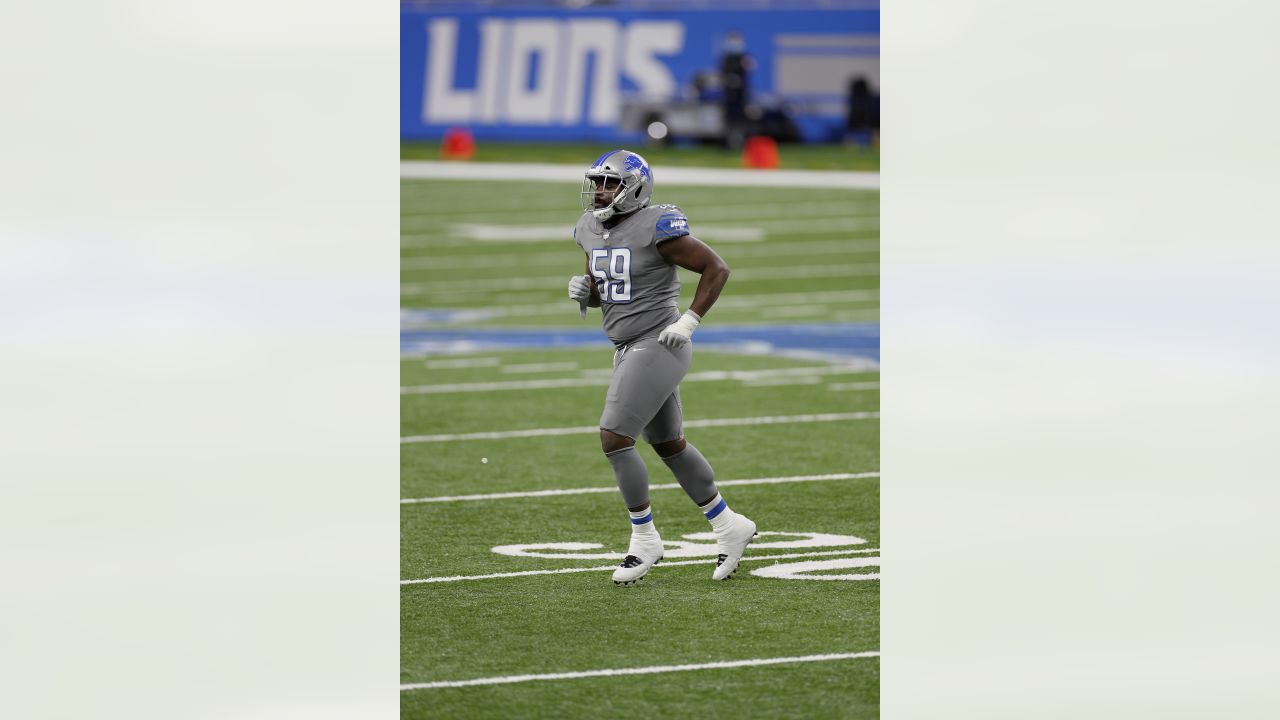 New York Giants inside linebacker Reggie Ragland (55) runs on the field  during the first half of an NFL football game against the Chicago Bears,  Sunday, Jan. 2, 2022, in Chicago. (AP