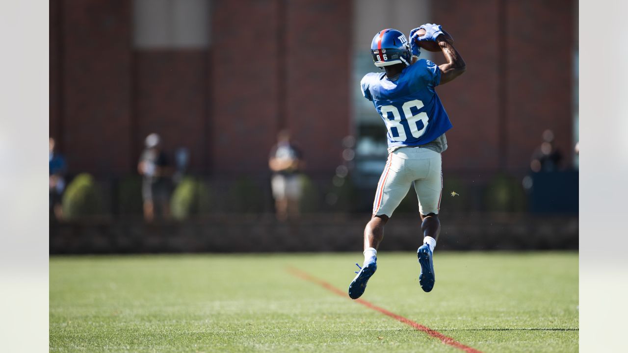 Rookie Darnay Holmes highlights Giants' intrasquad scrimmage at