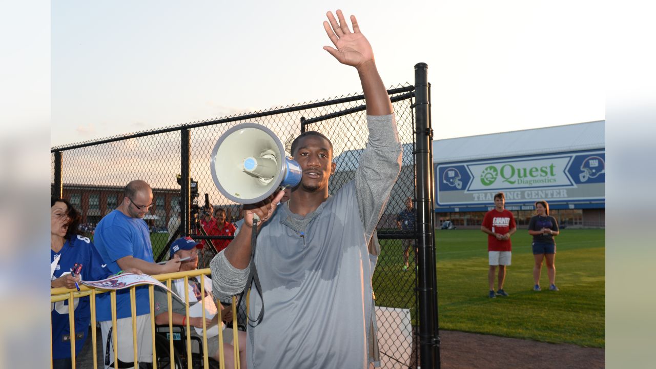 Antrel Rolle continues head-turning haircut tradition