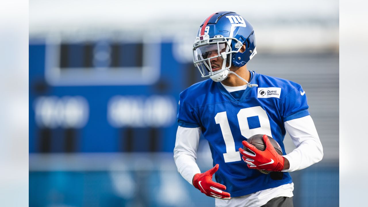 Giants RB Saquon Barkley, S Xavier McKinney placed on reserve/COVID-19 list