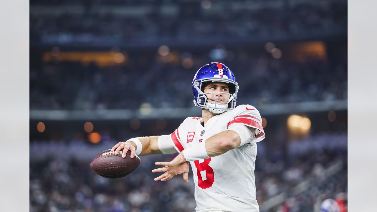 Giants-Cowboys Thanksgiving matchup highlights historic day for