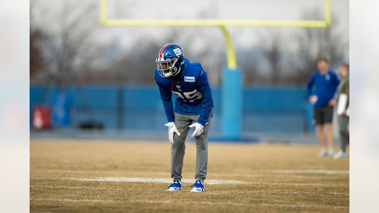 Art Stapleton on X: Brian Daboll will wear this hat in tribute to Damar  Hamlin this week, his No. 3 stitched into the front. #Giants HC was with  Hamlin in Buffalo last