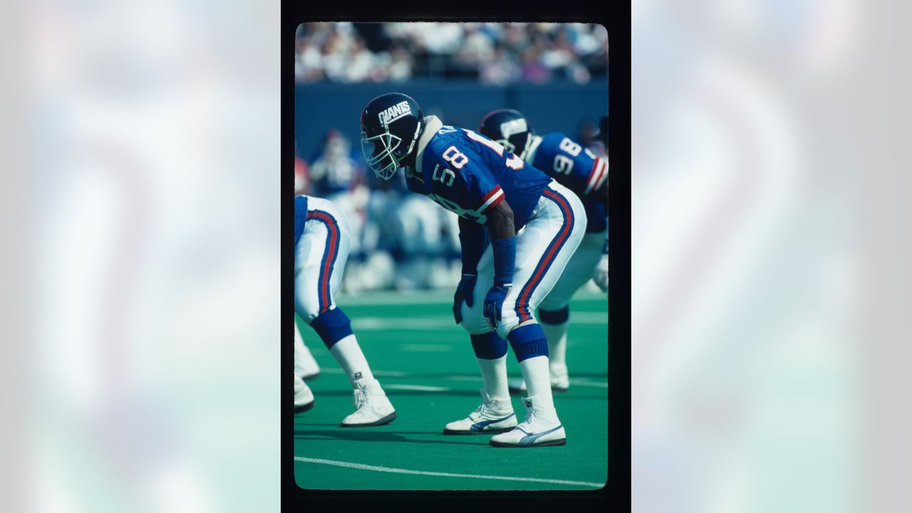 \ud83d\udcf8 Photos: Legendary Giants LB Carl Banks