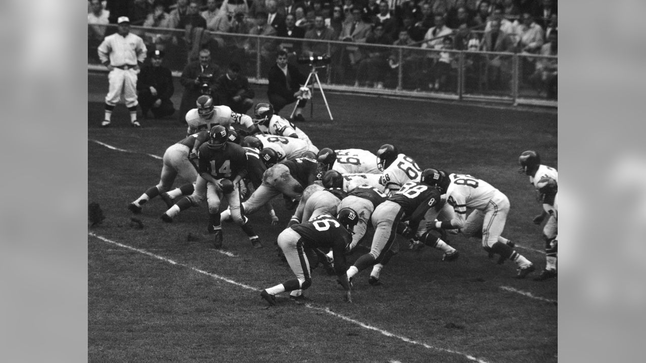 Pro Football Journal: Boundless Enthusiasm While Chasing A Title: Y.A.  Tittle